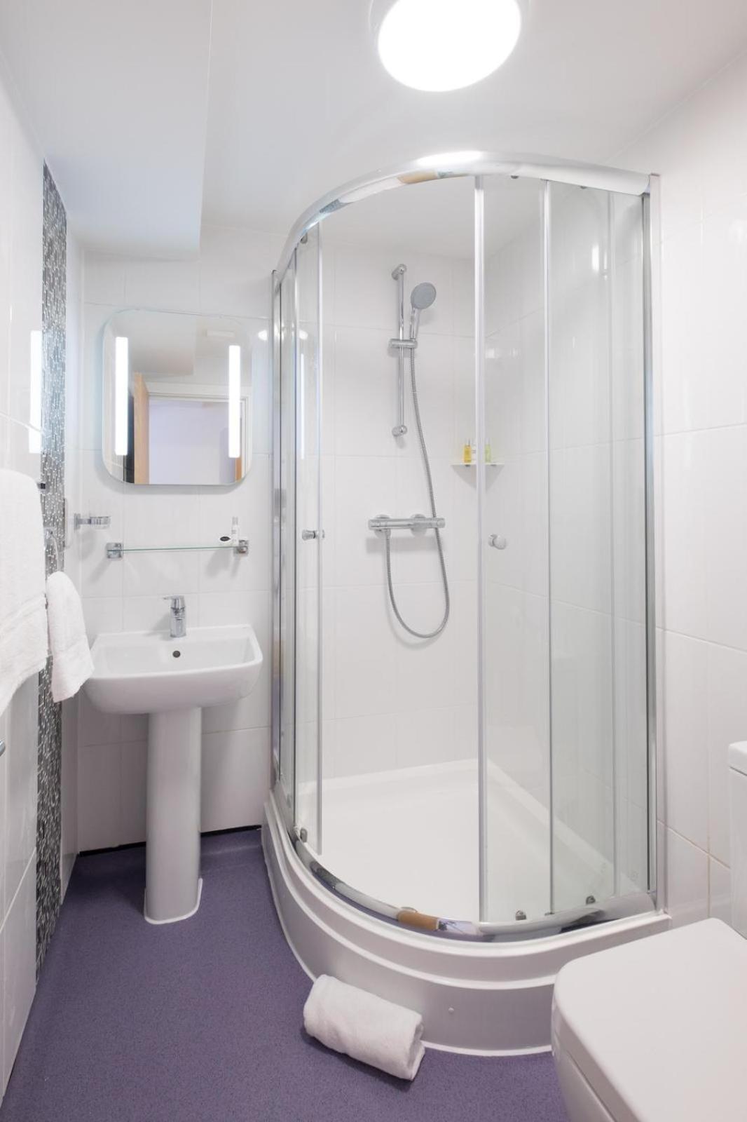Signature Hotel London Ilford Eksteriør billede