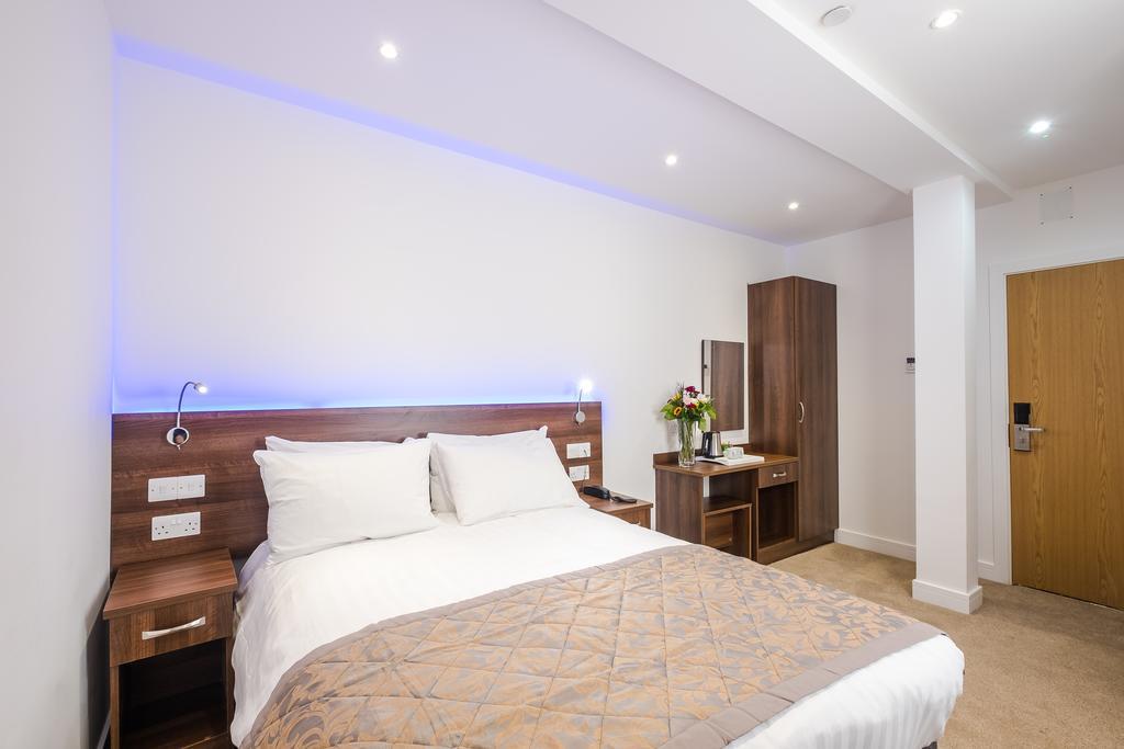 Signature Hotel London Ilford Eksteriør billede