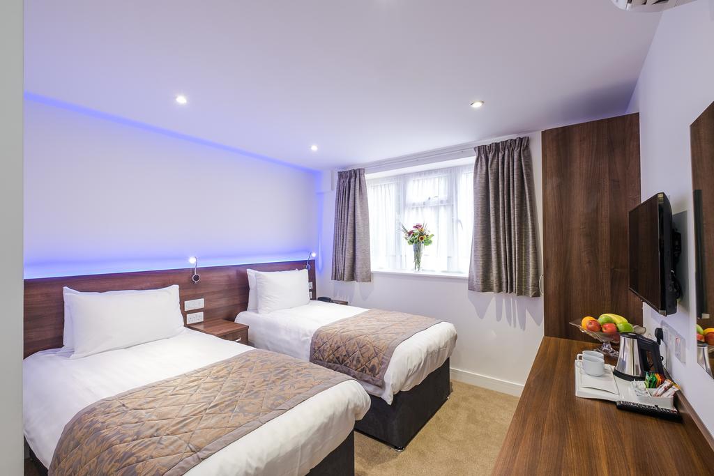Signature Hotel London Ilford Eksteriør billede