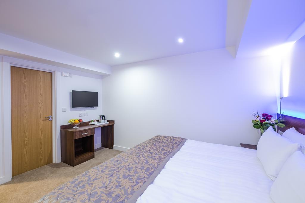 Signature Hotel London Ilford Eksteriør billede